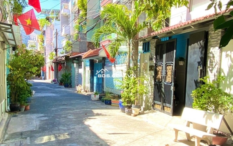 Bán nhà Đẹp, HXH 6m, 200m ra Chợ Hoàng Hoa Thám, 5 Tầng, 6PN 70m2 chỉ 8.7 tỷ. P12 Tân Bình